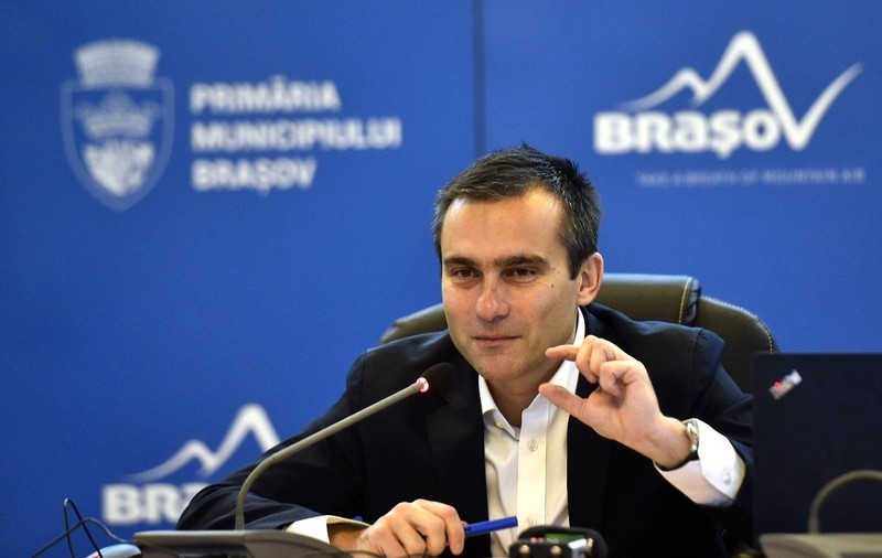 Percheziții DNA la o instituție ce aparține de Primăria Brașov condusă de Allen Coliban. Precizările edilului