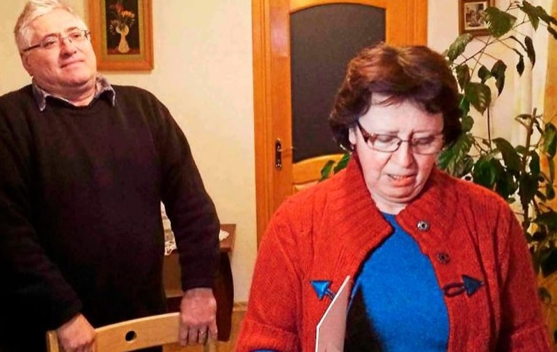 Corespondentul El Mundo, acuzat că a fabricat reportajul despre socrii lui Puigdemont din Vaslui: "M-a lăsat perplexă"