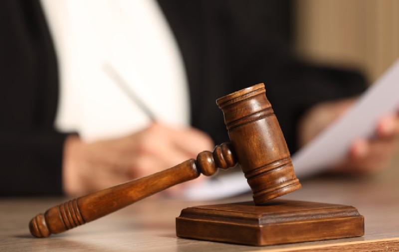 Ministerul Muncii spune că decizia Curții de Apel București privind noua lege a salarizării s-a dat chiar în ziua înregistrării dosarului, fără citare