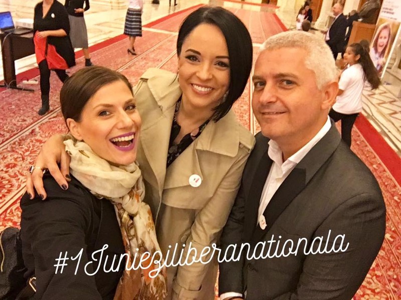 Tily Niculae, alături de Andreea Marin și Virgil Iantu, în Parlament