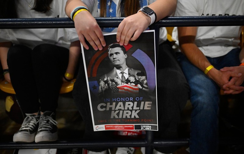 Cum a fost exploatată moartea lui Charlie Kirk de către Donald Trump și aliații săi
