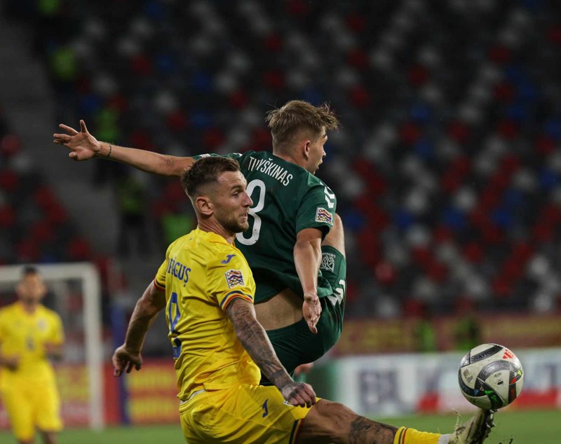 România - Lituania 3-1, în Liga Națiunilor. Schimbările lui Mircea Lucescu au adus victoria. VAR ne-a salvat de două ori