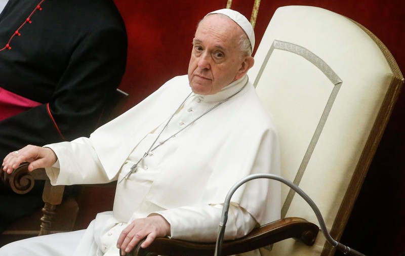 Papa Francisc, primul mesaj după operația la colon. A scris pe Twitter de pe patul de spital