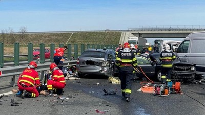 Daune morale de un milion de euro pentru un accident cu trei morți pe autostrada A1. Șoferul vinovat era asigurat la falimentara City Insurance