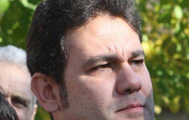 MOMENTE GRELE pentru IONUŢ DOLĂNESCU! O persoană dragă "e aproape ÎN COMĂ"!