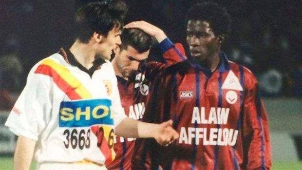 Joachim Fernandez a jucat la Bordeaux alături de marele Zidane, care e în spatele lui FOTO: gazzetta.it