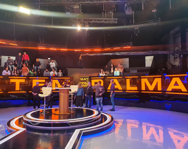 Cum e în platoul și în culisele „Batem palma?”, emisiunea care va începe la Pro TV. Cosmin Seleși: „Acest show e altceva și eu garantez că o să facă audiență” - EXCLUSIV