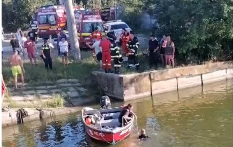 Tânăr de 23 de ani, înecat în Lacul Snagov, sub ochii rudelor: „Când a sărit, a ieşit puţin la suprafaţă și s-a dus înapoi la fund”