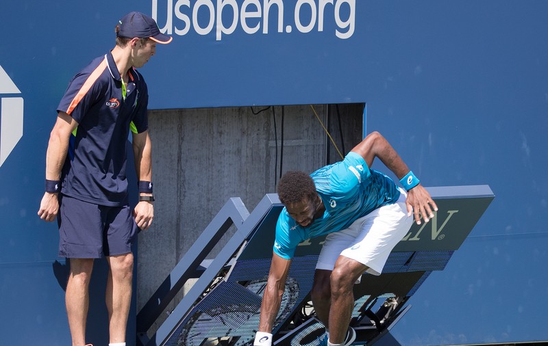 Gael Monfils a scăpat de ceasul rău la US Open. Tenismenul francez a trecut pe lângă o accidentare stupidă GALERIE FOTO și VIDEO