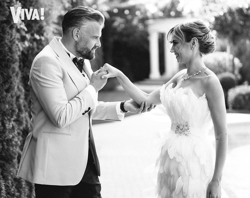 Mesajul transmis de nașa Roxana Ionescu după nunta lui Dani Oțil cu Gabriela Prisăcariu. „Suntem mândri și bucuroși”