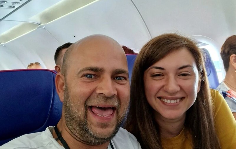 Cosmin Seleși a fost pus pe linia de plutire de soție: „Aveam mașină, dar n-aveam mobilă în casă”. Cum a pierdut banii prezentatorul de la PRO TV