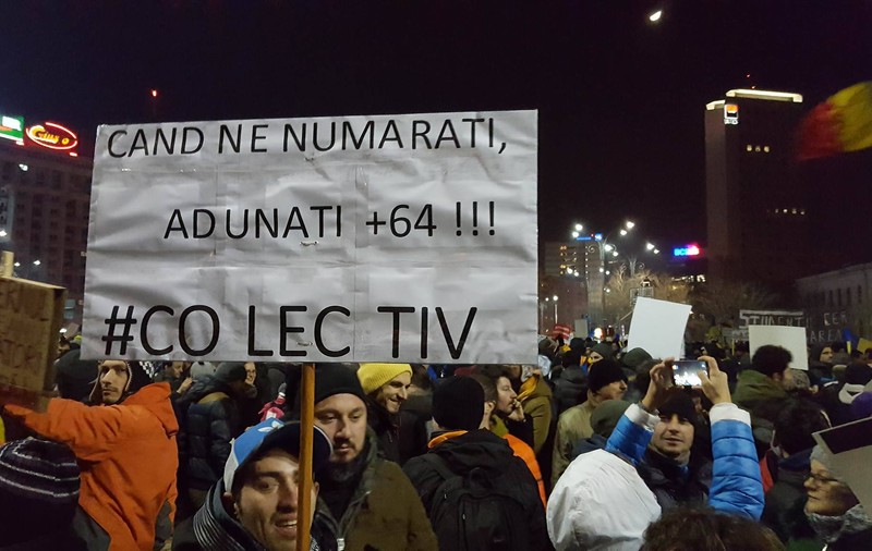 Moment emoţionant la protestele de vineri. Omagiu pentru victimele incendiului din Colectiv