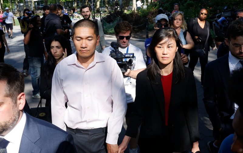 Un „spion chinez" în guvernul statului New York. Cine e Linda Sun şi ce acuzaţii i se aduc