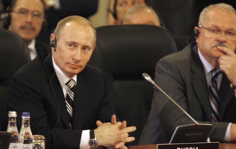 Rusia susține că o promisiune făcută la summitul NATO de la București împiedică pacea în Ucraina. Reacția Kievului