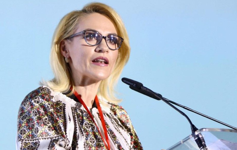 O filială PSD cere demisia Gabrielei Firea din toate funcţiile din partid. "Suntem trataţi cu totală indiferenţă"
