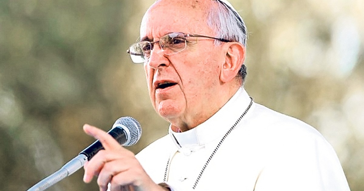 Papa Francisc spune că șarpele din Paradis a transmis primele ”fake news”