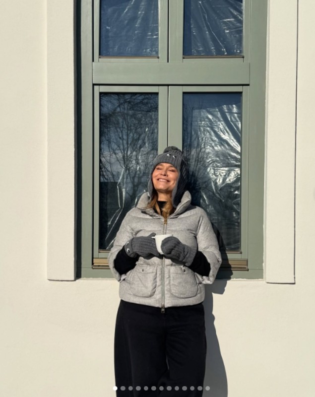 Andreea Esca și soțul ei și-au luat o nouă casă în Porumbacu de Sus. Cum arată locuința. „Această fereastră este una dintre bucuriile neașteptate ale anului 2025”