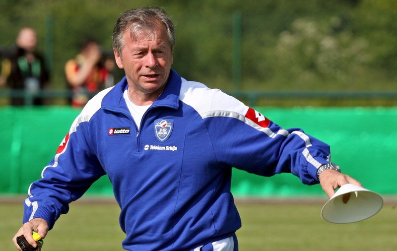 Fostul mare fotbalist sârb Ilija Petkovic a decedat din cauza COVID-19