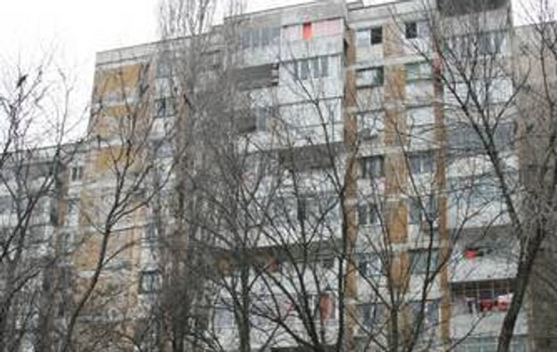 Pe asta nu ai mai auzit-o! Locuiesc legal în acelaşi bloc, dar au adrese diferite în buletin