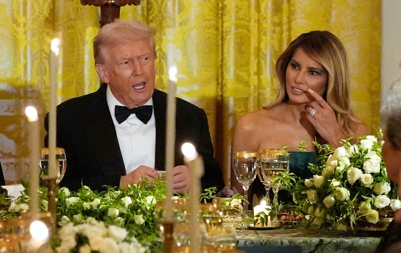 Melania Trump, elegantă în verde la cina de stat cu prințul saudit. Ținuta ei anticipează tendințele pentru 2026