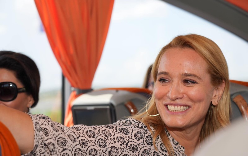 Andreea Esca și-a dus prietenii și familia la Istanbul de ziua ei. Ce spune Lucian Mândruță despre salariul vedetei și despre meniul de la petrecere