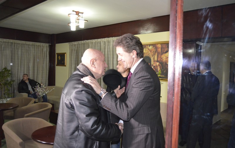 Gică Popescu poate merge la înmormântarea tatălui