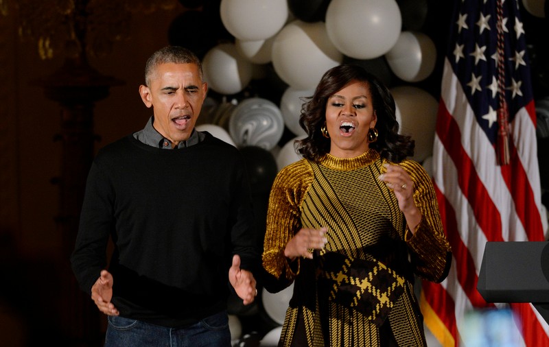 Barack și Michelle Obama au dansat la Casa Albă de Halloween | VIDEO
