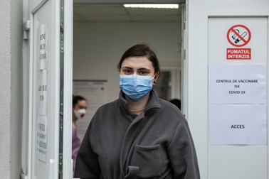 Andreea Popică, este, la 28 de ani, medic rezident în secția de boli infecțioase a Spitalului Victor Babeș | Foto: Vlad Chirea
