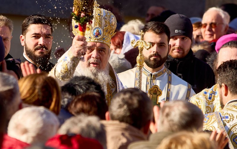 Transplantul și donarea de organe, binecuvântate de Biserica Ortodoxă Română: „Transformă suferința în nădejde pentru mai multă viață”