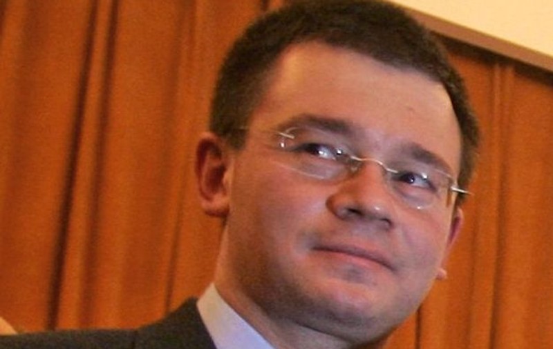 MRU, DUŞ RECE ÎN STRADĂ. Peste ce-a dat a fost neaşteptat