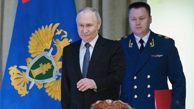 Vladimir Putin si Igor Krasnov