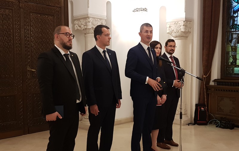 USR a discutat cu Iohannis despre moţiunea de cenzură: Se va depune săptămâna viitoare, nu vrem să intrăm la guvernare, dar vom susţine orice Executiv non-PSD