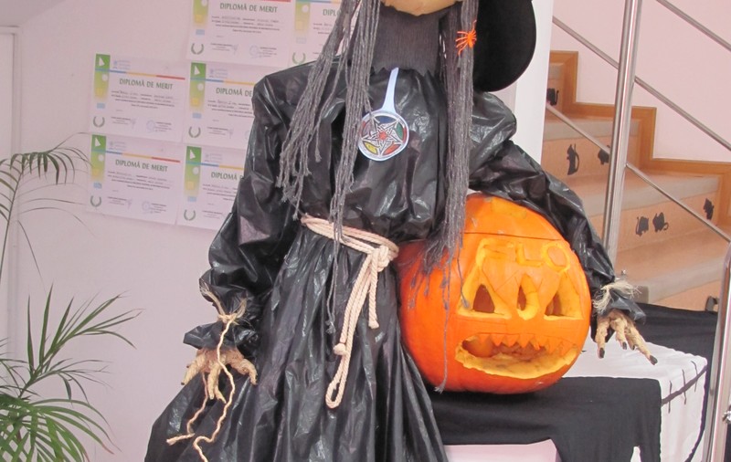 CUM AU SĂRBĂTORIT COPIII Halloween-ul | FOTO EXCLUSIVE