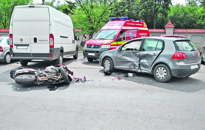Incredibil! Mort amendat  pentru că a încurcat circulaţia!