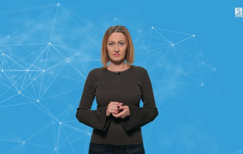 5 știri by Libertatea – Educație: Cum vor fi calculate salariile bugetarilor / Până când vor mai primi profesorii prime