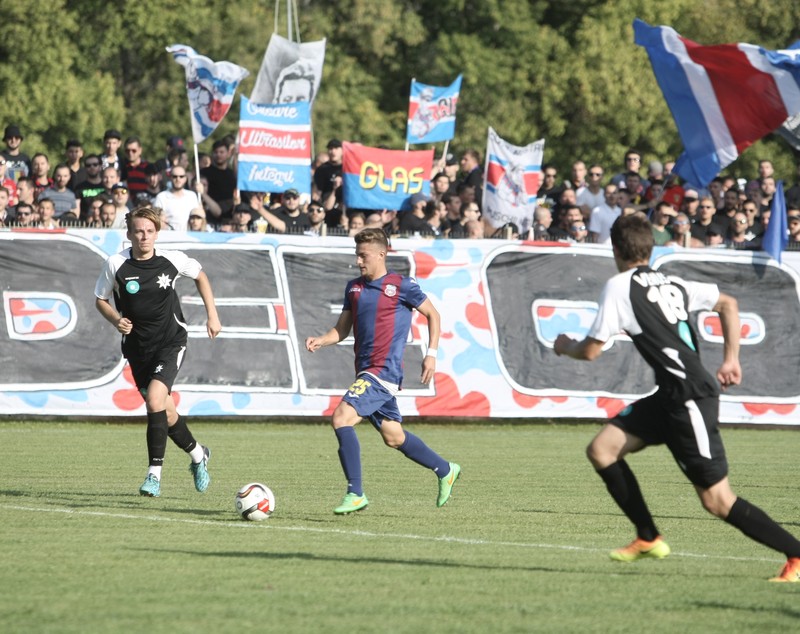 CSA Steaua - AFC Venus 1914 6-0, în primul meci din istoria noii echipe a Armatei. Meciul a adus 2.000 de oameni în Ghencea. Academia Rapid - Progresul 2005 13-0! | VIDEO