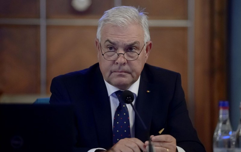 Ministrul Apărării: „Serviciul militar obligatoriu este exclus. România nu este în pericol de război”