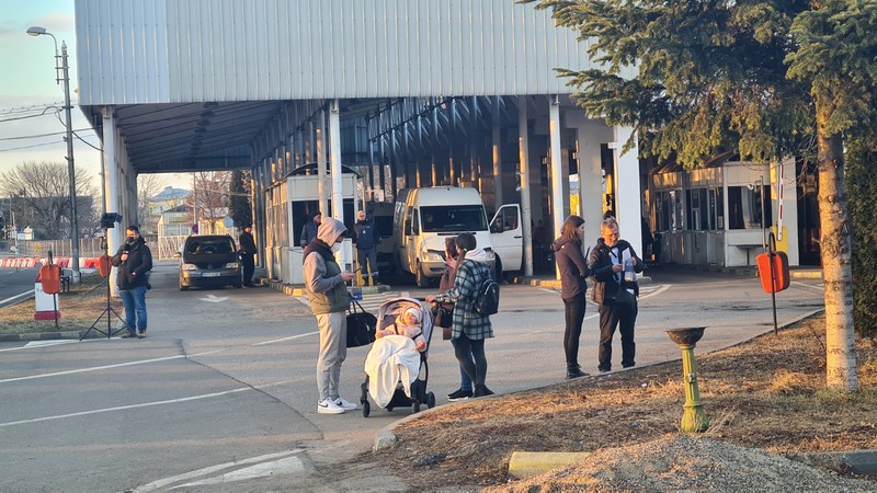Familii care au trecut granița în România