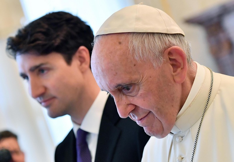 Trudeau l-a invitat pe Papa Francisc să-și ceară scuze