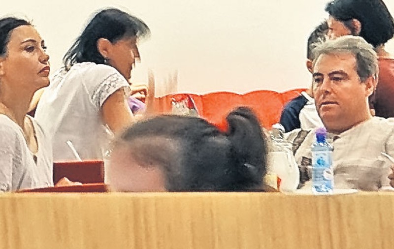 Nu mai încape urmă de îndoială: Daniela Nane și Adrian Cioroianu formează un cuplu. Avem dovada
