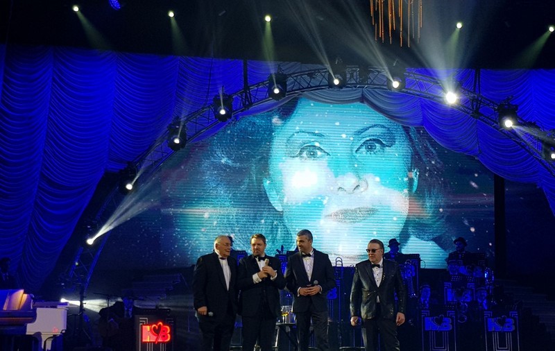 VIDEO/ Horia Brenciu, Gabriel Cotabiță, Horia Moculescu și Aurelian Temișan au cântat o melodie în memoria Stelei Popescu