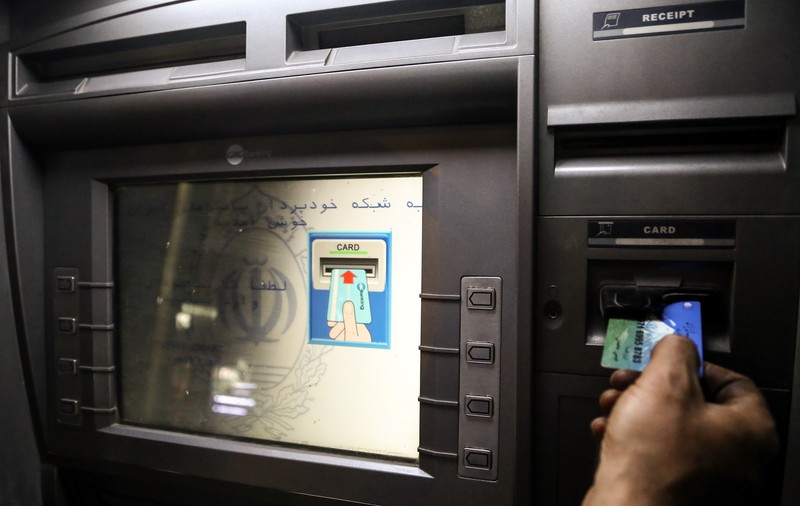 Patru români sunt judecați la Berlin pentru că ar fi furat peste 600.000 de euro din bancomate