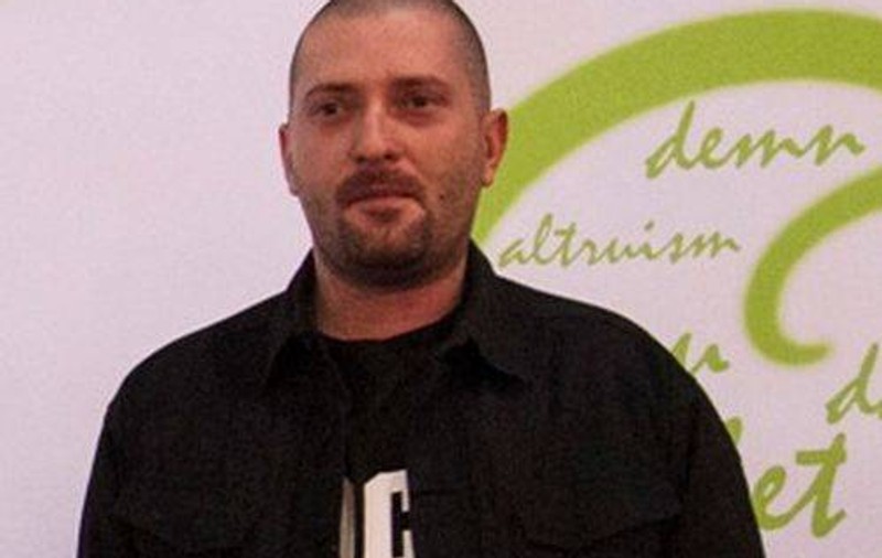 PROBLEME LA FILMARE! Dani Oţil i-a spart chitara în cap lui Cheloo | VEZI POZELE
