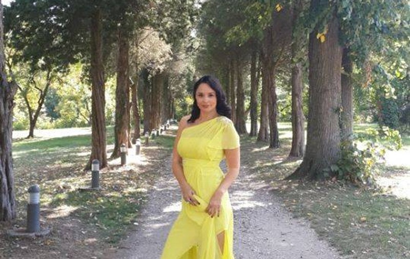 Andreea Marin a îmbrăcat rochii de 5.000 de euro pentru emisiunea de la TVR | FOTO
