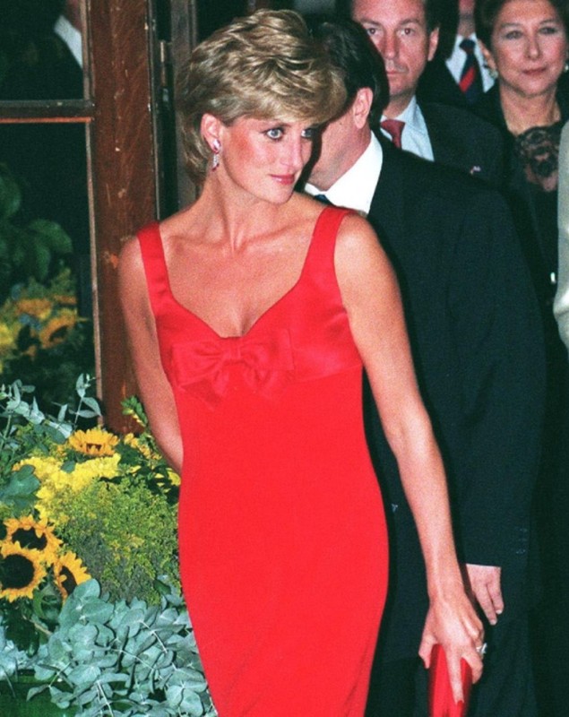 Cu ce parfum se dădea prințesa Diana. Secretul frumuseții sale a fost dezvăluit