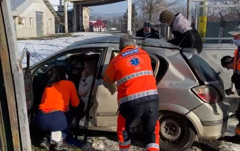 Fata care a provocat accidentul cu 3 morți, la Iași, a leșinat la volan, după impact. Când și-a revenit, n-a știut ce i s-a întâmplat