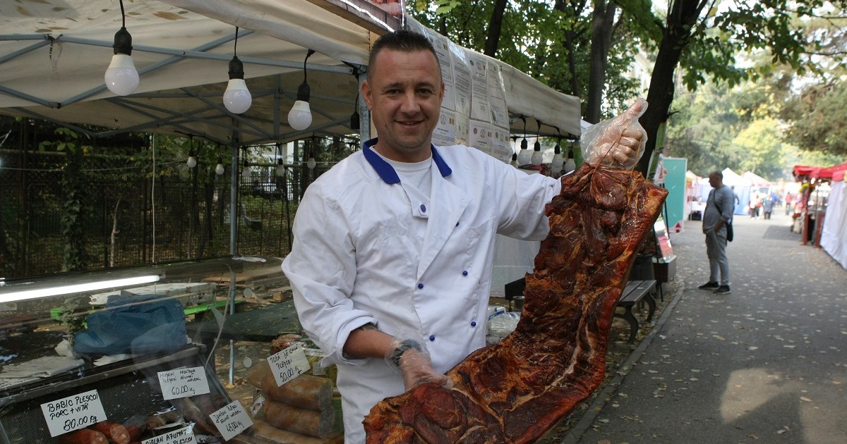 târgul de toamnă din Parcul Național