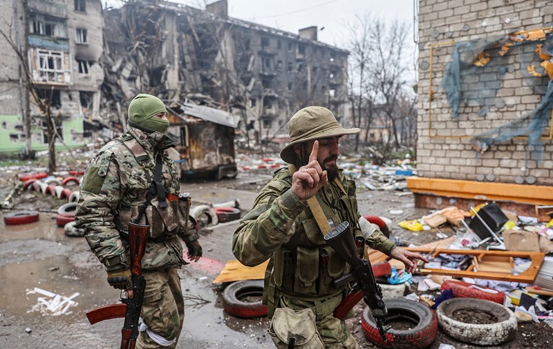 Călăi și jefuitori în armata Federației Ruse - un produs al sistemului de învățământ, familiei și autoritarismului 