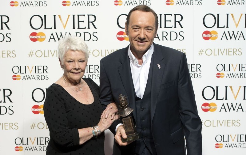 Judi Dench, despre Kevin Spacey şi Harvey Weinstein: " Nu poţi nega cuiva un talent"