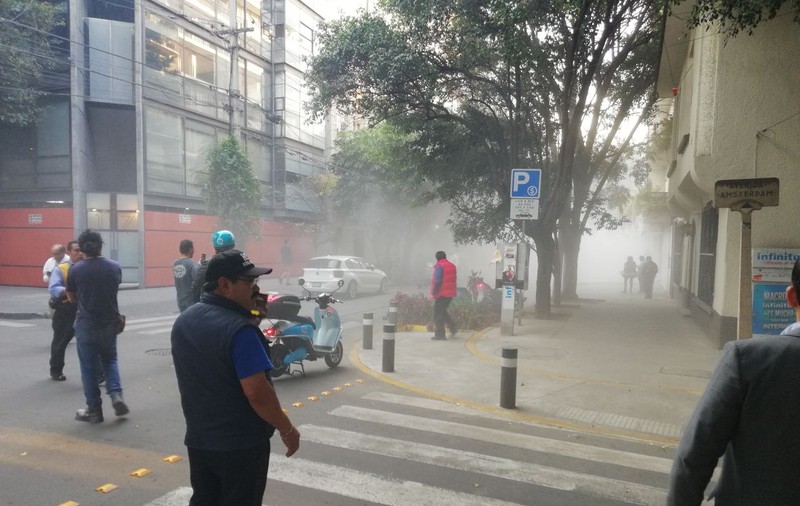 FOTO & VIDEO. Cutremur puternic, vineri noptea, în Mexic. Seismul de 7,2 grade s-a simțit și în capitala țării